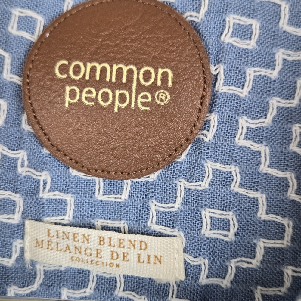 Common People Men's Textured Linen Blend Shirt Blue Geometric Embroid Size M NWT - Picture 4 of 11